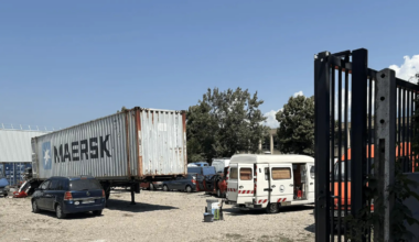 POURQUOI UNE SOCIÉTÉ D'IMPORT/EXPORT DE VÉHICULES SUR UN TERRAIN MUNICIPAL ?
