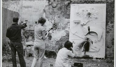 Niki de Saint Phalle, Jean Tinguely, Pontus Hulten : un trio subversif au Grand Palais