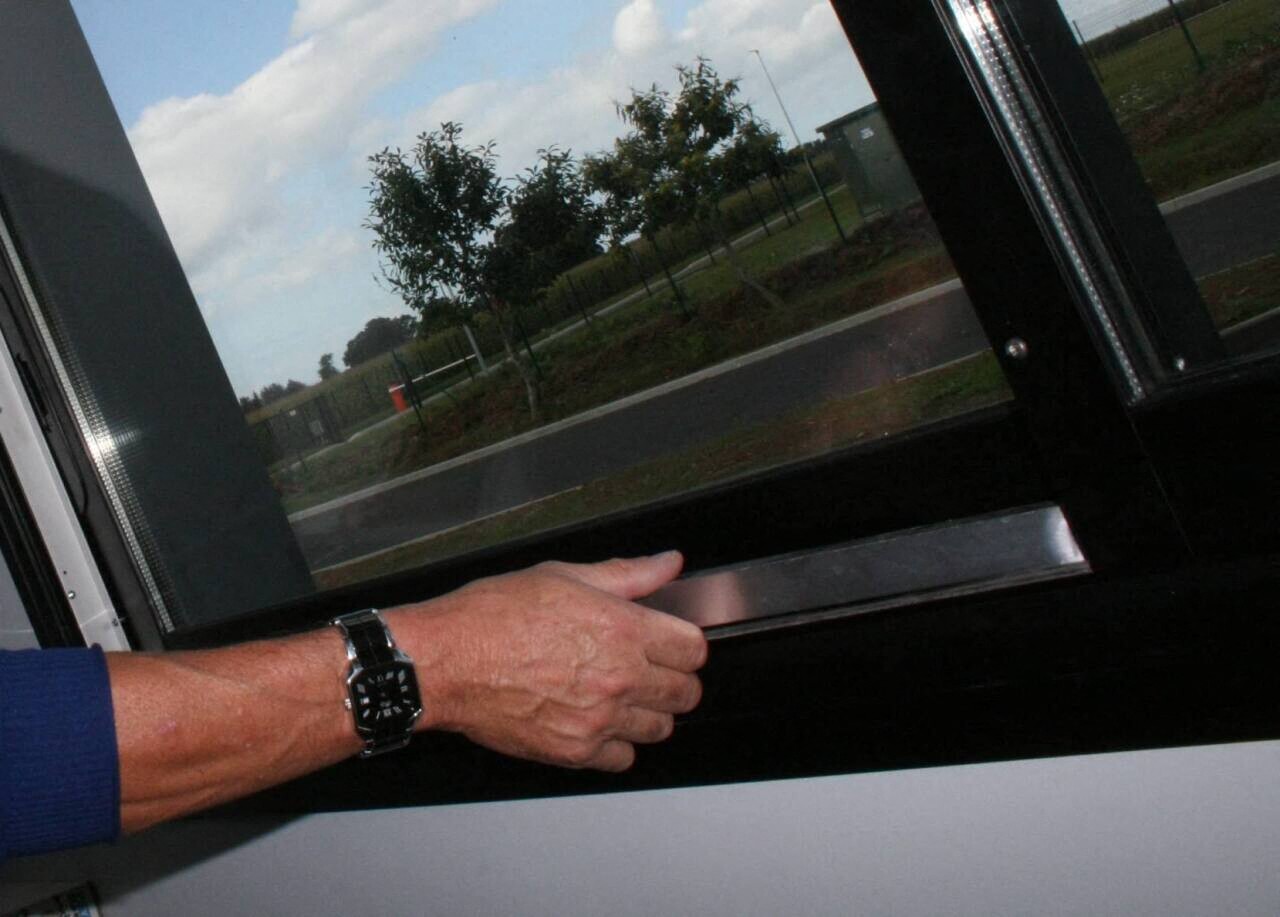 avant le départ en vacances, la police rappelle les bons gestes