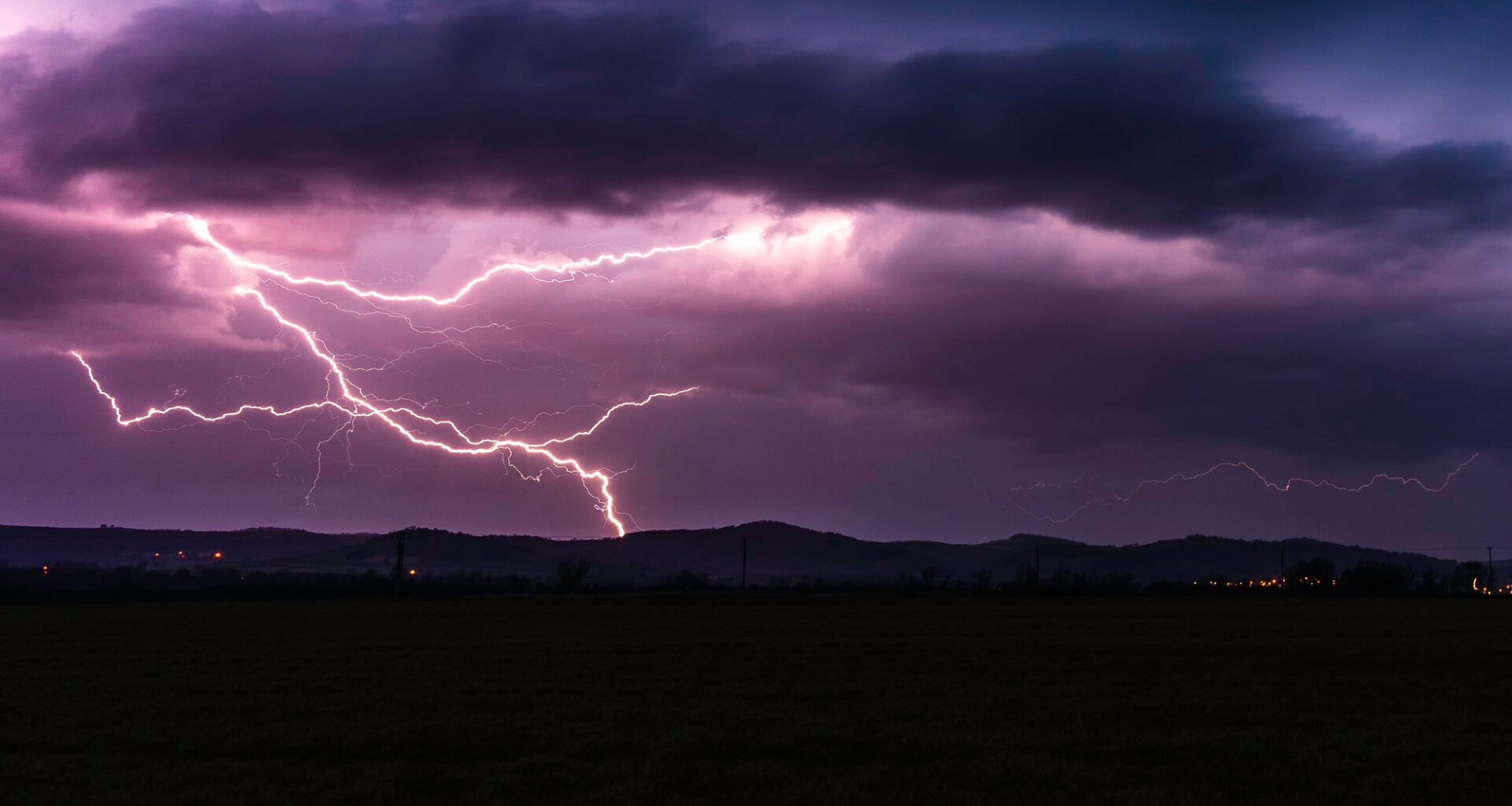 10 départements placés en vigilance orange pour des risques d'orages