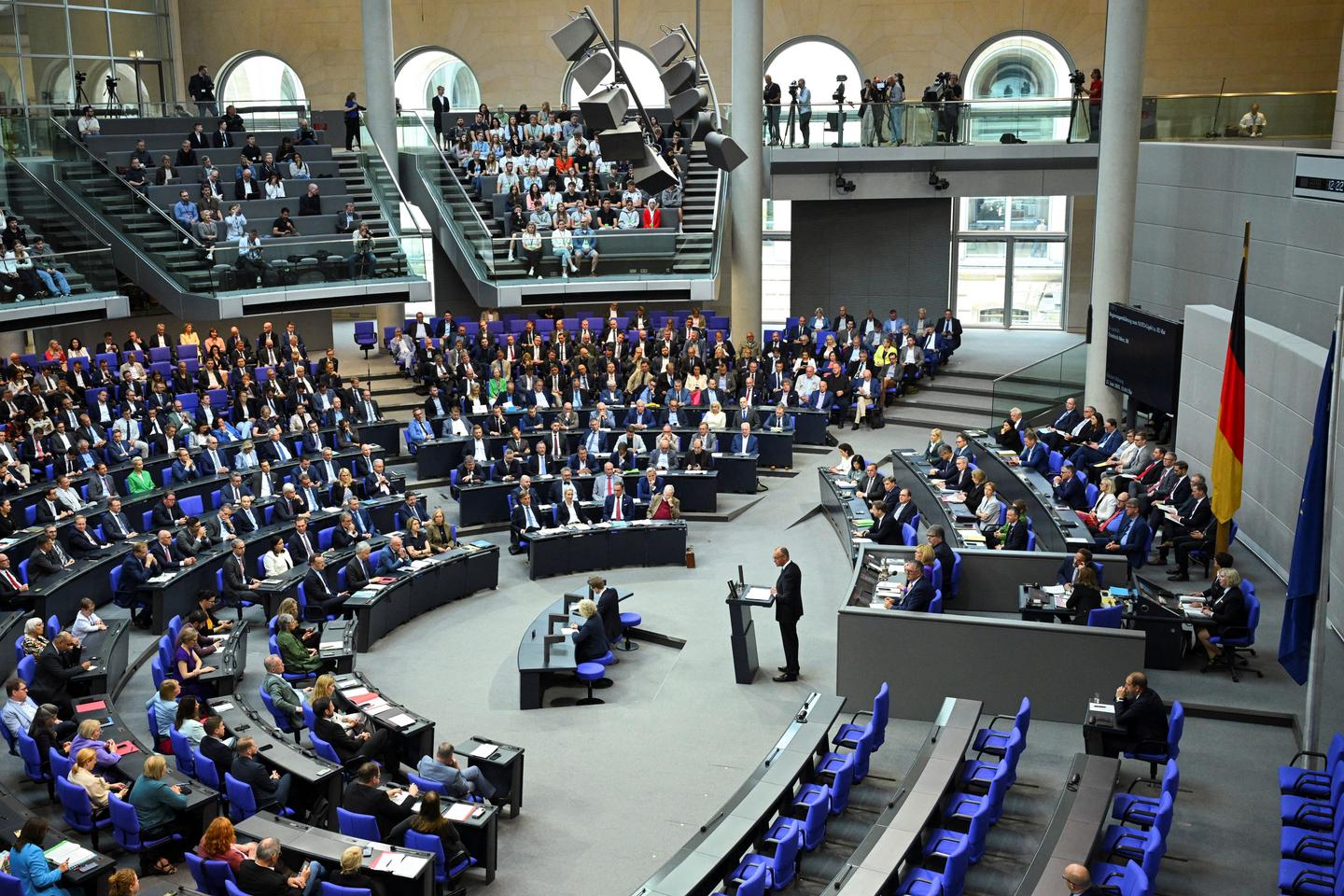 pour son premier budget, Friedrich Merz prévoit un alourdissement historique de la dette