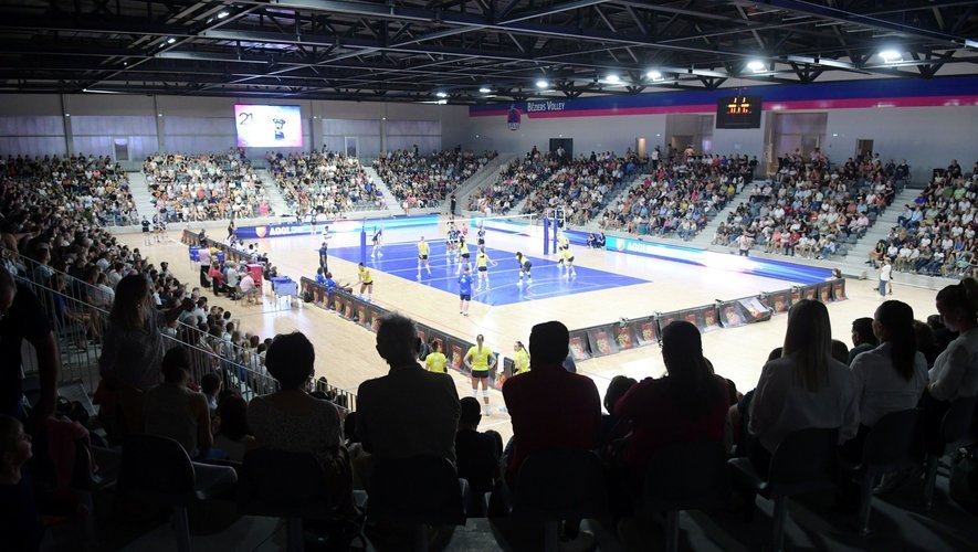 Insultes, harcèlement, discriminations liées à l’orientation sexuelle : deux dirigeants du Béziers volley convoqués à Montpellier