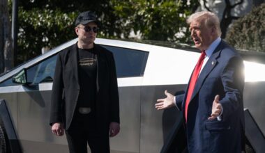 Tesla, premier dommage collatéral du clash Trump-Musk, plonge en bourse