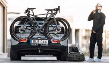 Thule dégaine un nouveau porte-vélos ultra pratique, compact et pliable
