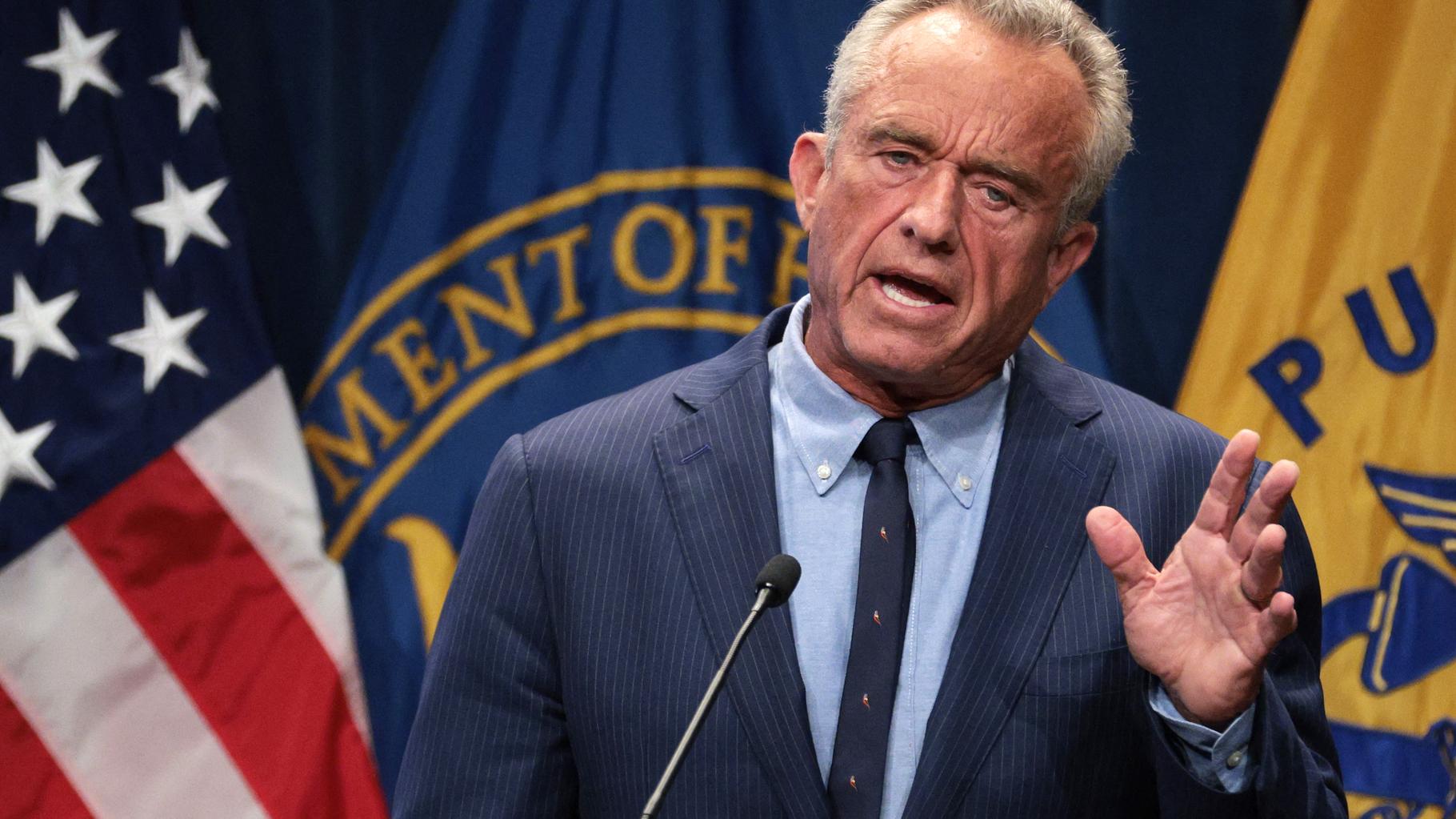 Robert Kennedy Jr. nomme la star des « antivax » Robert Malone dans son équipe chargée des vaccins