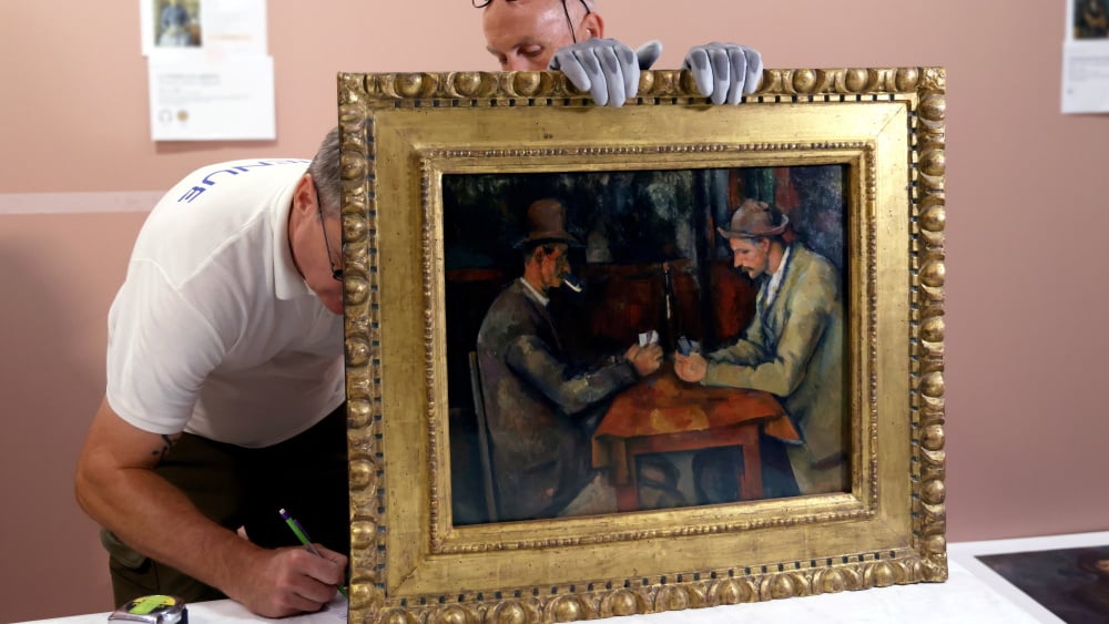 Les premières œuvres de la grande exposition Cezanne à Aix ont été accrochées au musée Granet