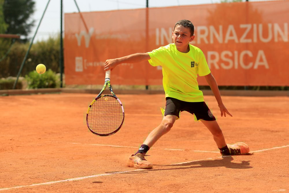 les Petits Corses apprennent à rivaliser