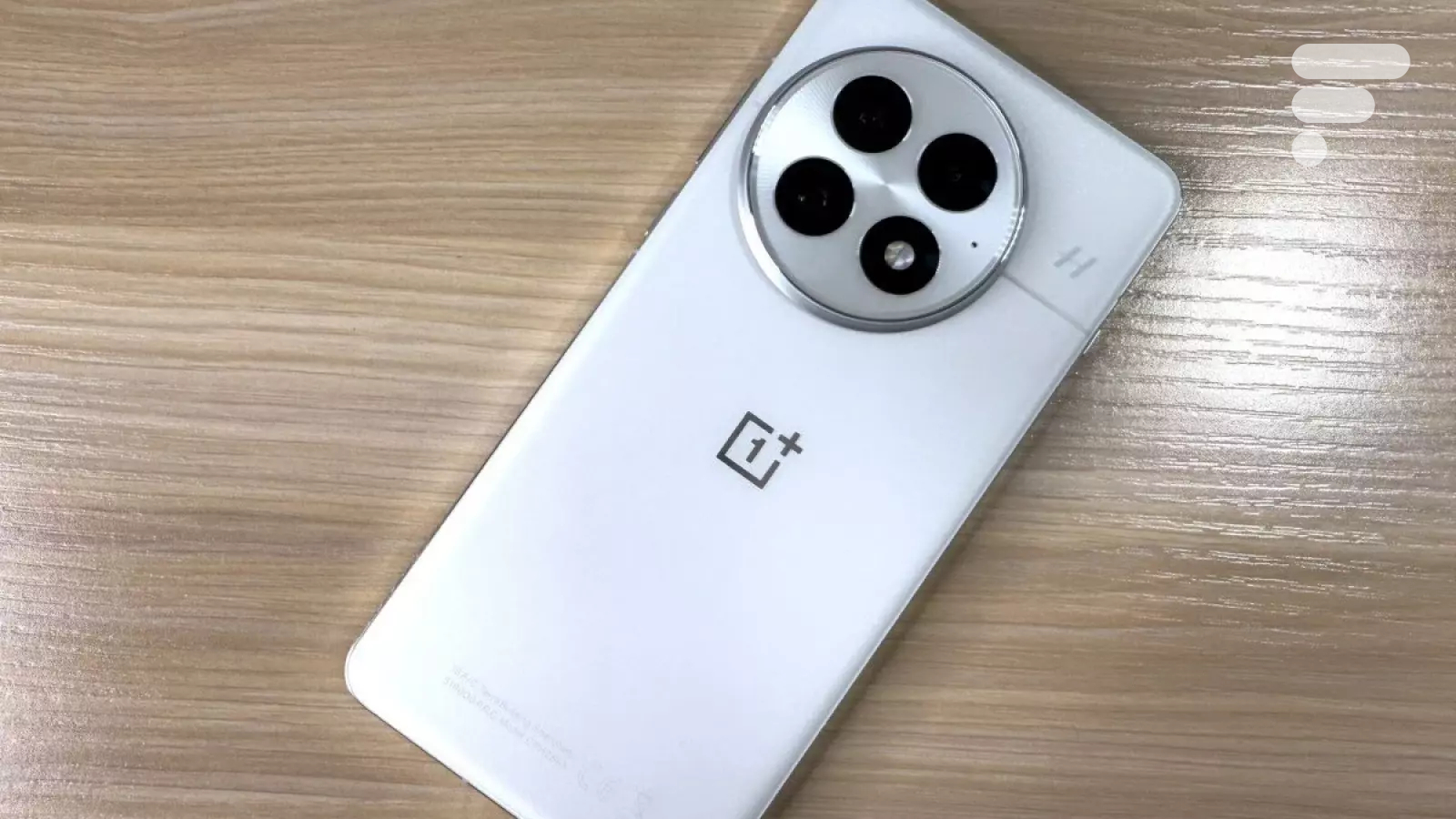 un smartphone premium de 2025 déjà avec 25 % de remise