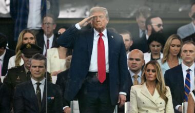 Donald Trump n’a pas boudé son plaisir pour la parade militaire, mais on en retiendra autre chose