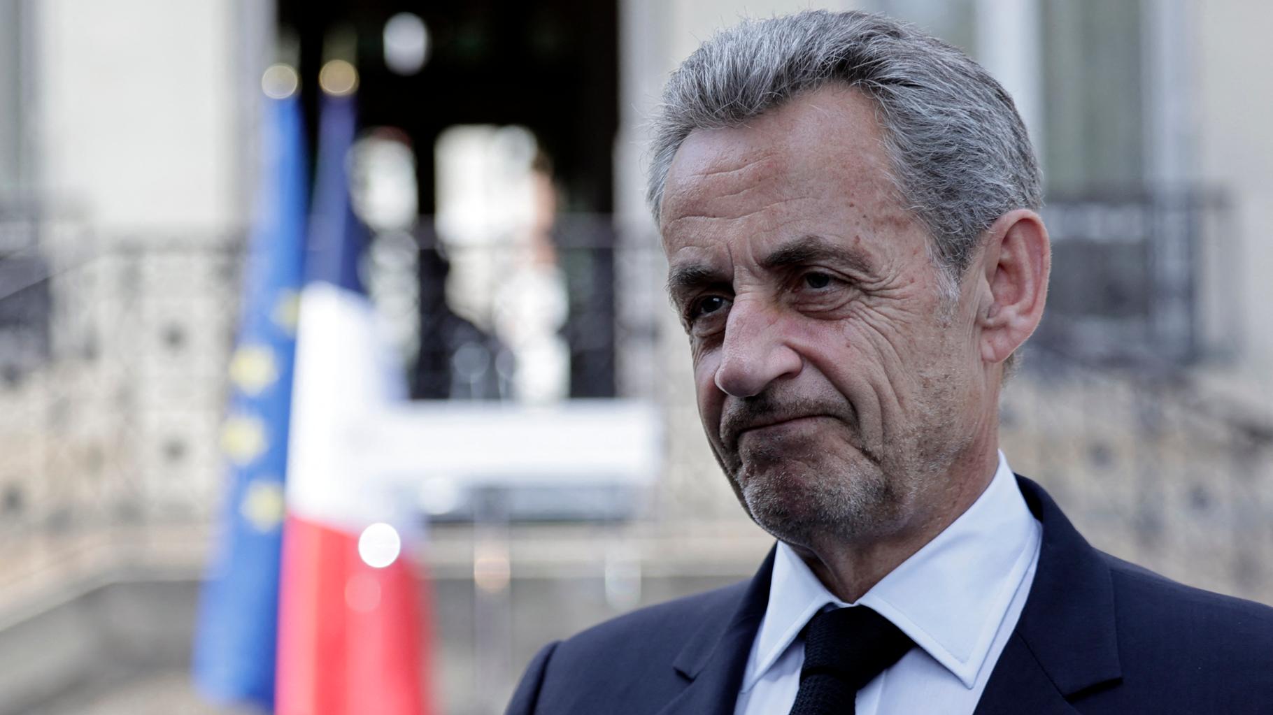 Emmanuel Macron désavoué, la droite sous le choc