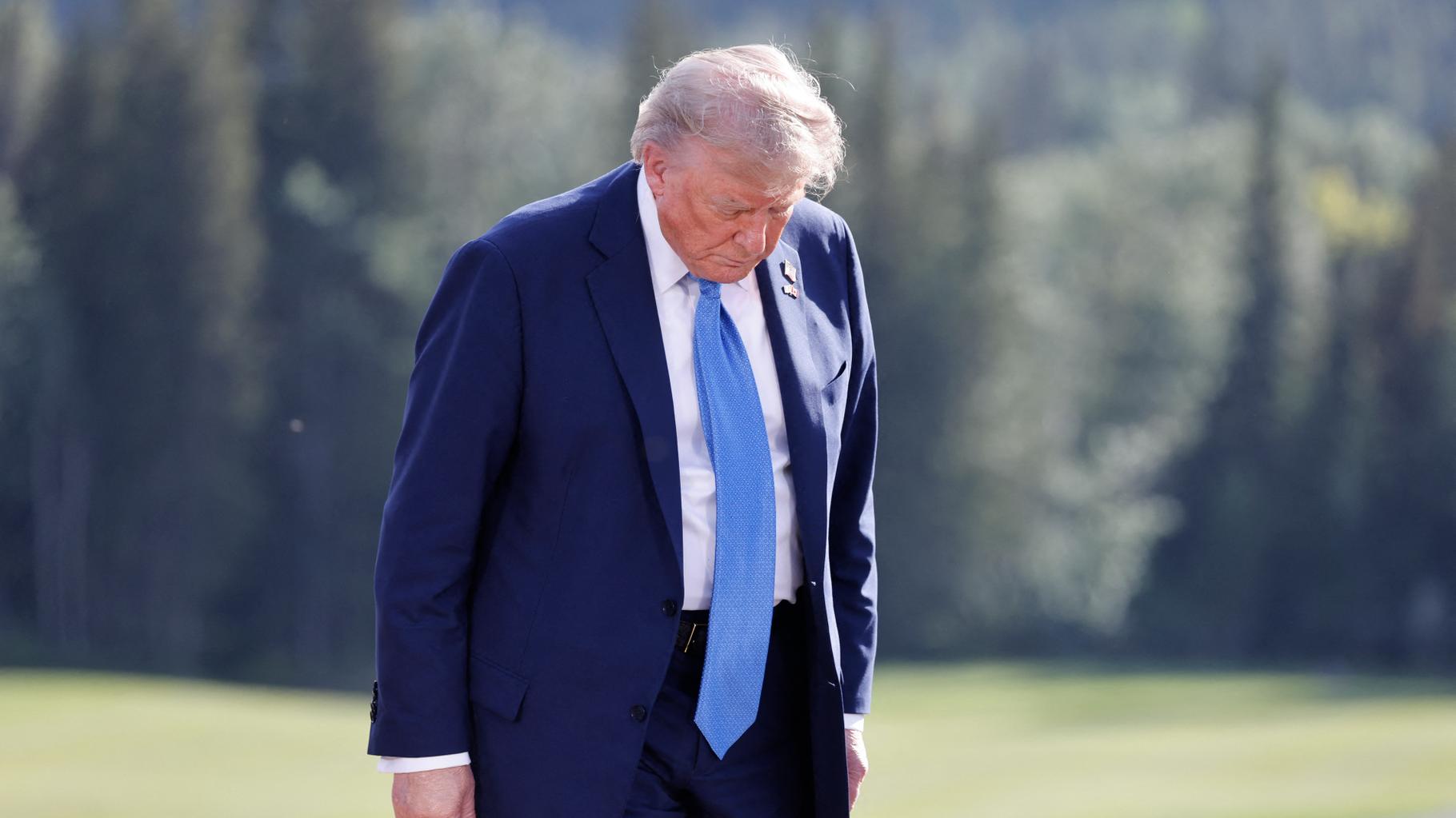 la diplomatie ou la guerre, la décision cruciale que Donald Trump maintient en suspens