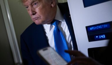 Donald Trump montre les muscles dans une série de messages virulents contre l’Iran