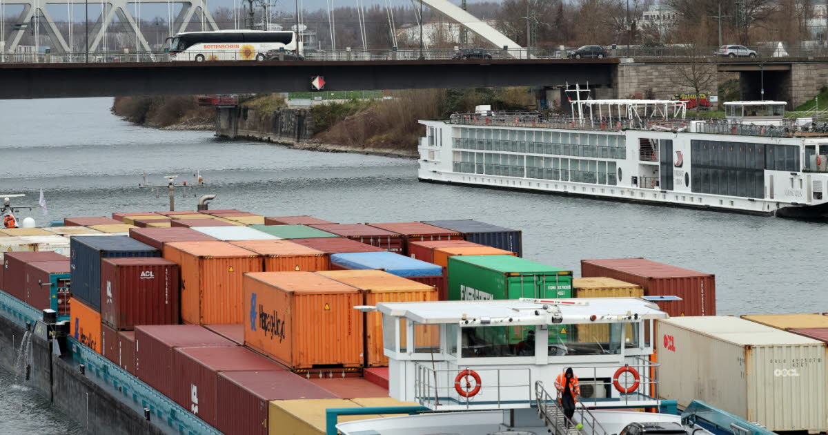 le volume de fret en hausse sur le Rhin