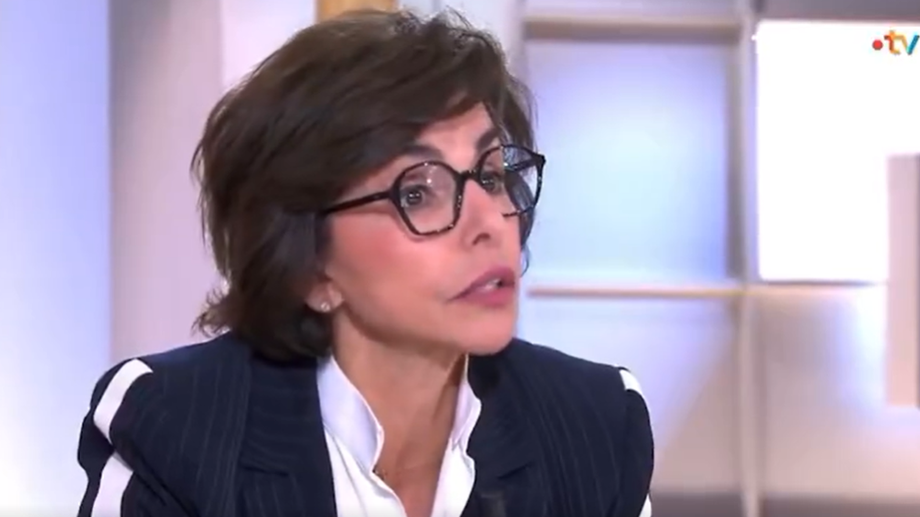 Dans « C à vous », Rachida Dati s’attaque sans détour à Patrick Cohen en direct