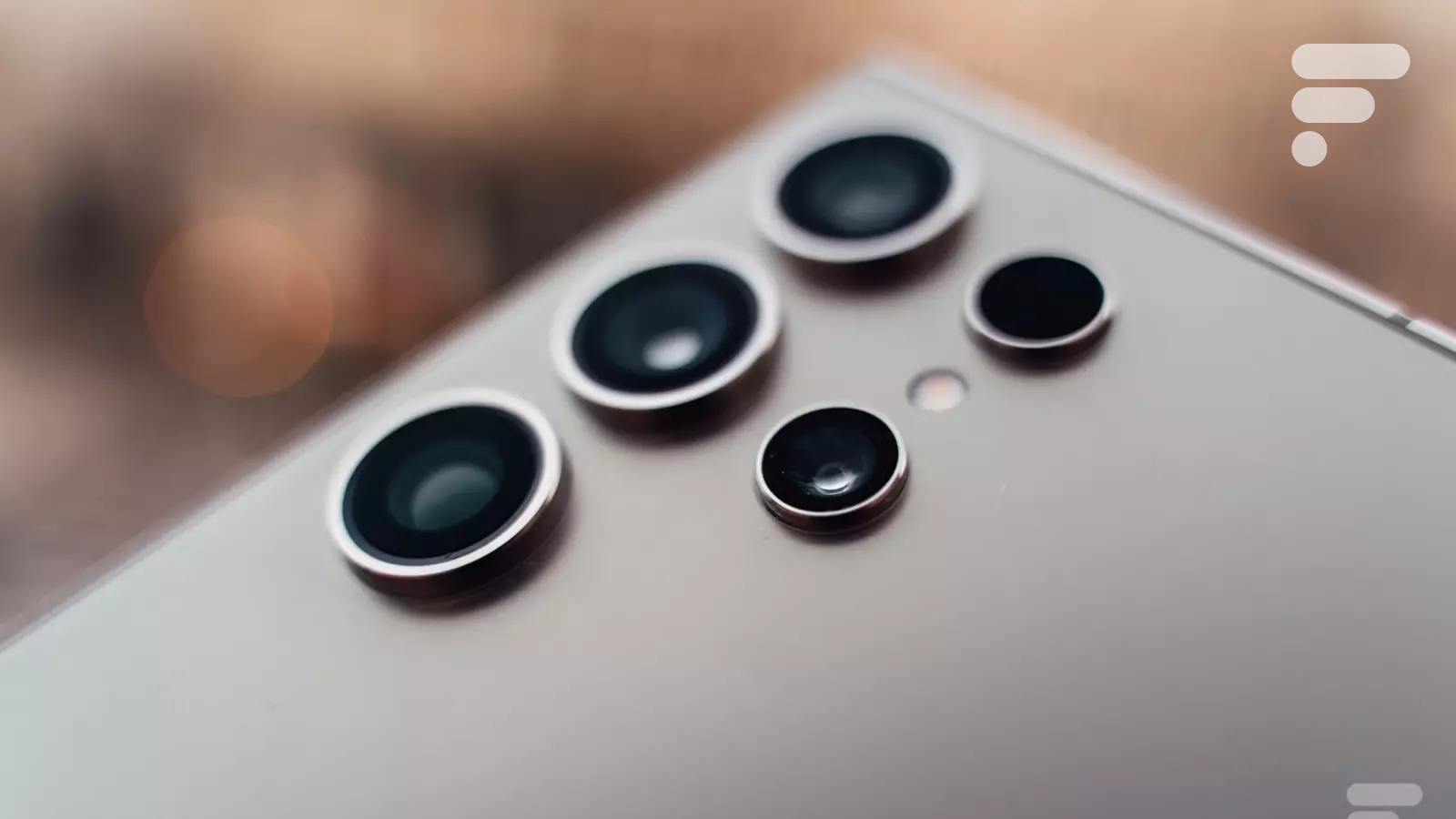 l'ex-roi des smartphones peut vous revenir à moins de 500 €