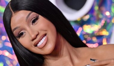 Cardi B voulait visiter Versailles, son copain a vu grand et lui a loué un « vrai putain de château » en France