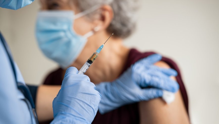 Covid-19 : l’Académie de médecine redoute "une reprise épidémique" cet été
