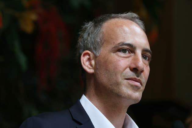 Raphaël Glucksmann appelle l'UE à dire "stop" à Viktor Orban après l'interdiction de la Pride en Hongrie