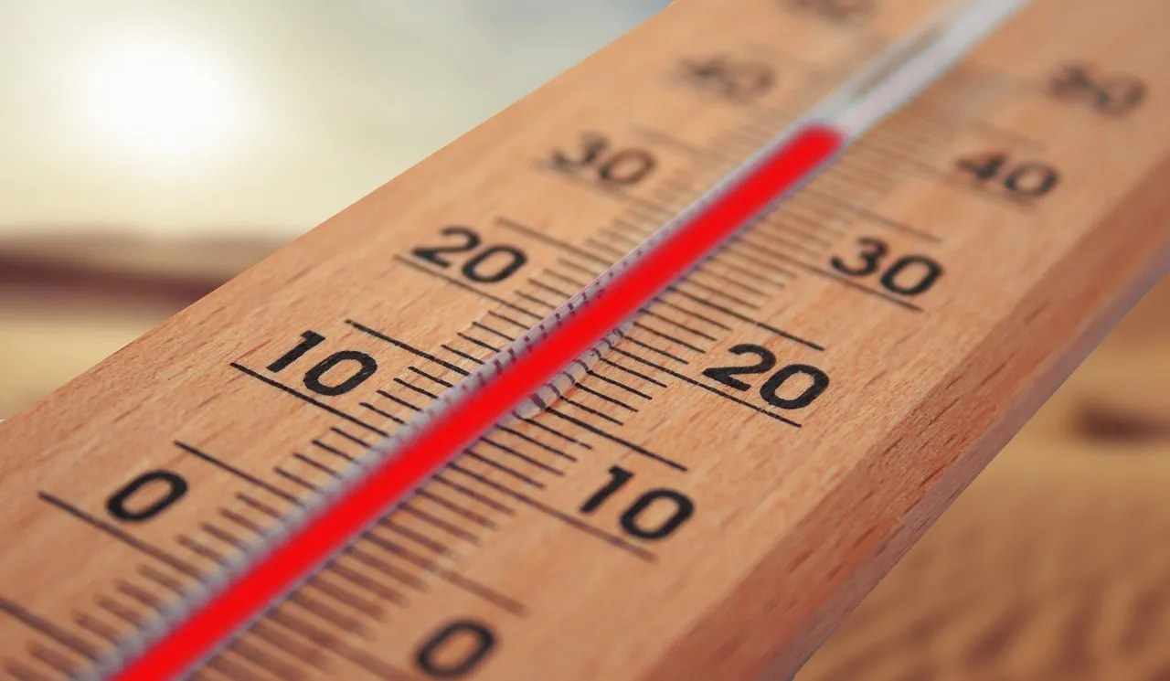 16 départements en vigilance "rouge", des salles climatisées ouvertes dans le Gier