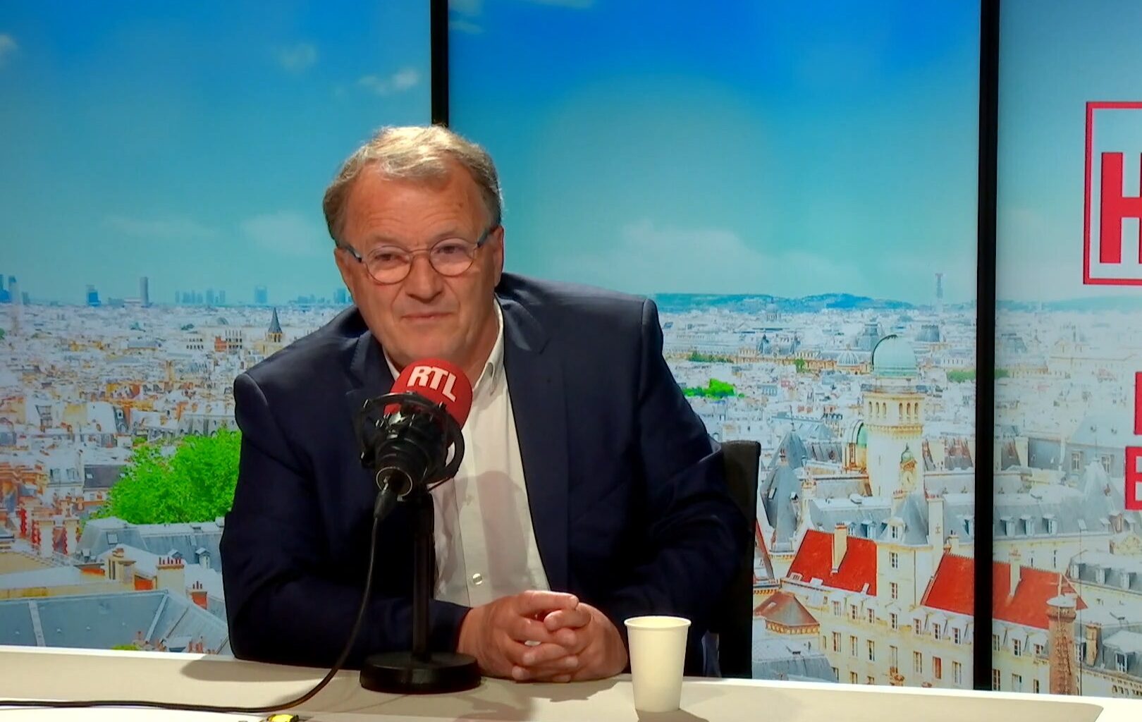 commissaire-priseur, il trouve dans un grenier une œuvre au Caravage