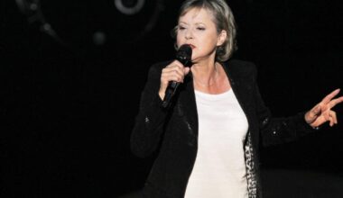 Dorothée reviendra sur scène en 2026, après seize ans d’absence, 52 Zénith et 59 Bercy