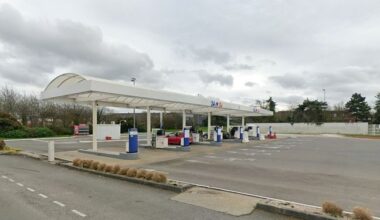 Un homme s’immole par le feu en s’aspergeant d’essence dans une station