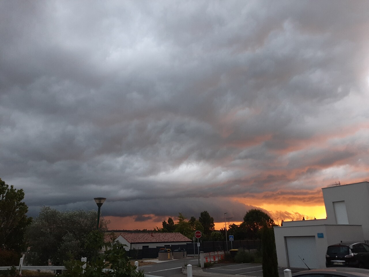 après une journée brûlante à 36°, voici où ils pourraient éclater