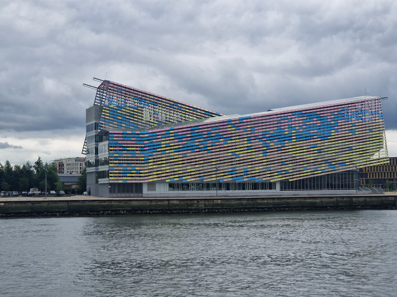 avant le vote, la majorité se déchire sur la question du futur stade à Rouen