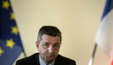 "Sextape" à Saint-Etienne: le maire sera jugé pour chantage en septembre : Actualités