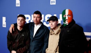 Comparution à Londres d'un rappeur du trio nord-irlandais Kneecap, accusé de soutien au Hezbollah : Actualités