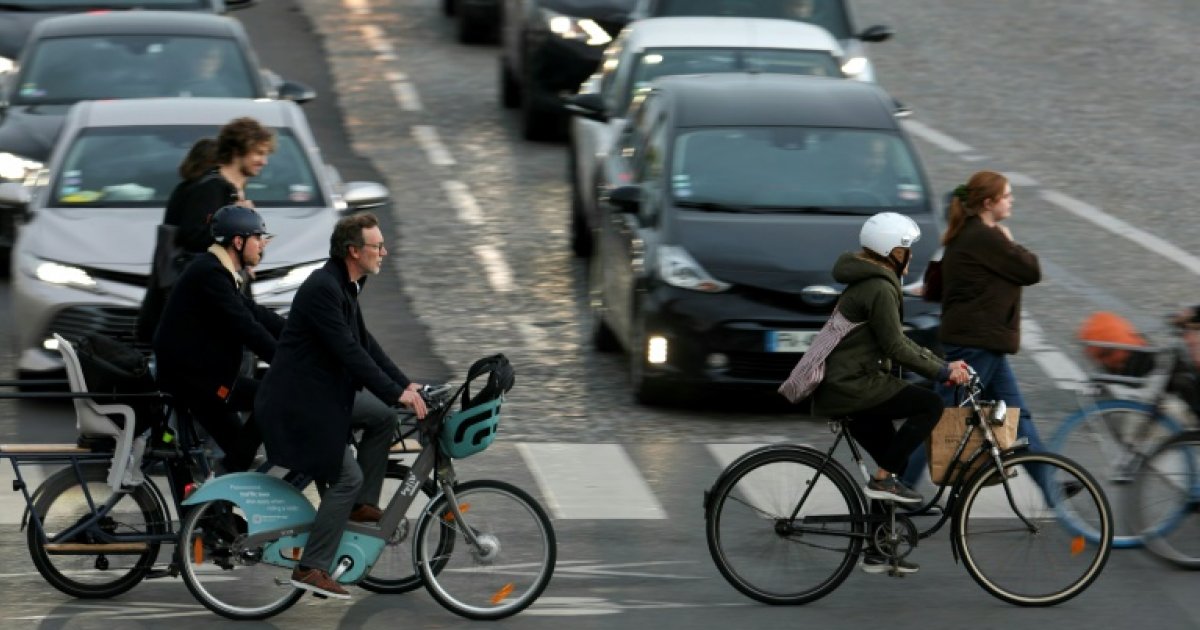 A Paris, la relation cyclistes-piétons en quête d'équilibre : Actualités