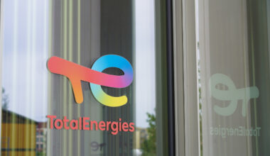TotalEnergies: devient partenaire du Tour de France - Boursorama
