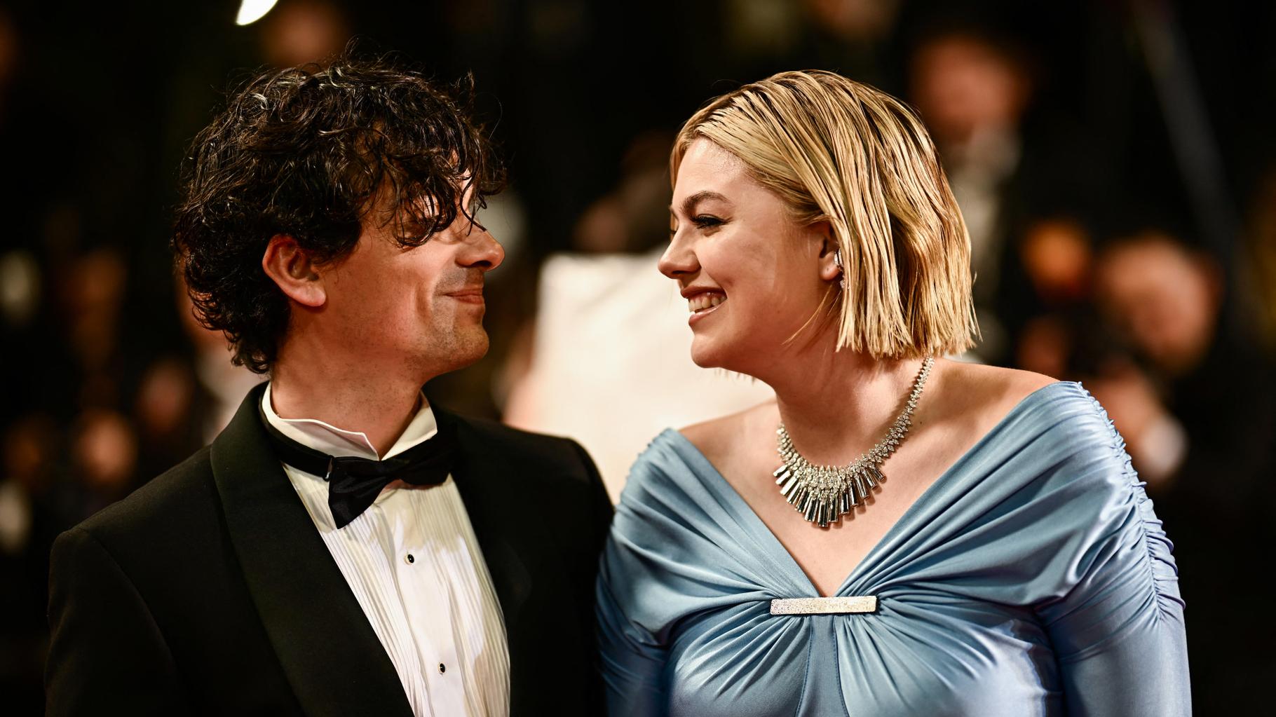 Louane et son futur mari Florian Rossi rejouent une scène culte de Disney pour fêter leurs fiançailles
