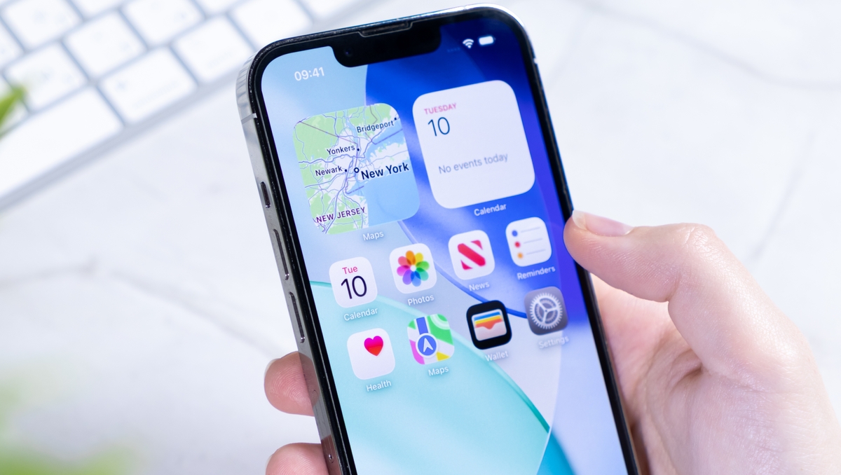 iOS 26 : vous détestez le design Liquid Glass ? Voici le réglage à désactiver d’urgence