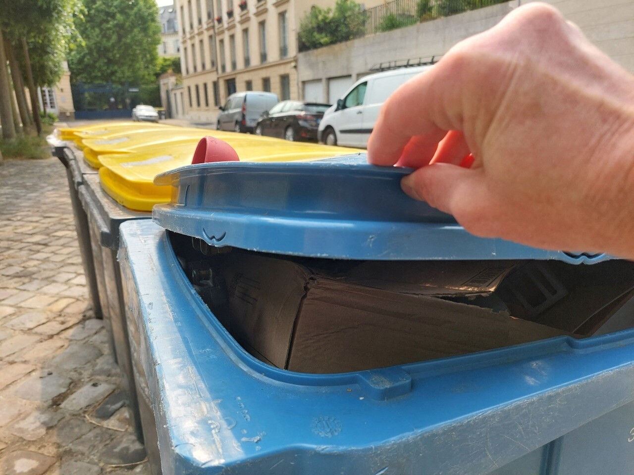 Le département qui produit le moins de déchets ménagers dans l'Hexagone se trouve en Île-de-France