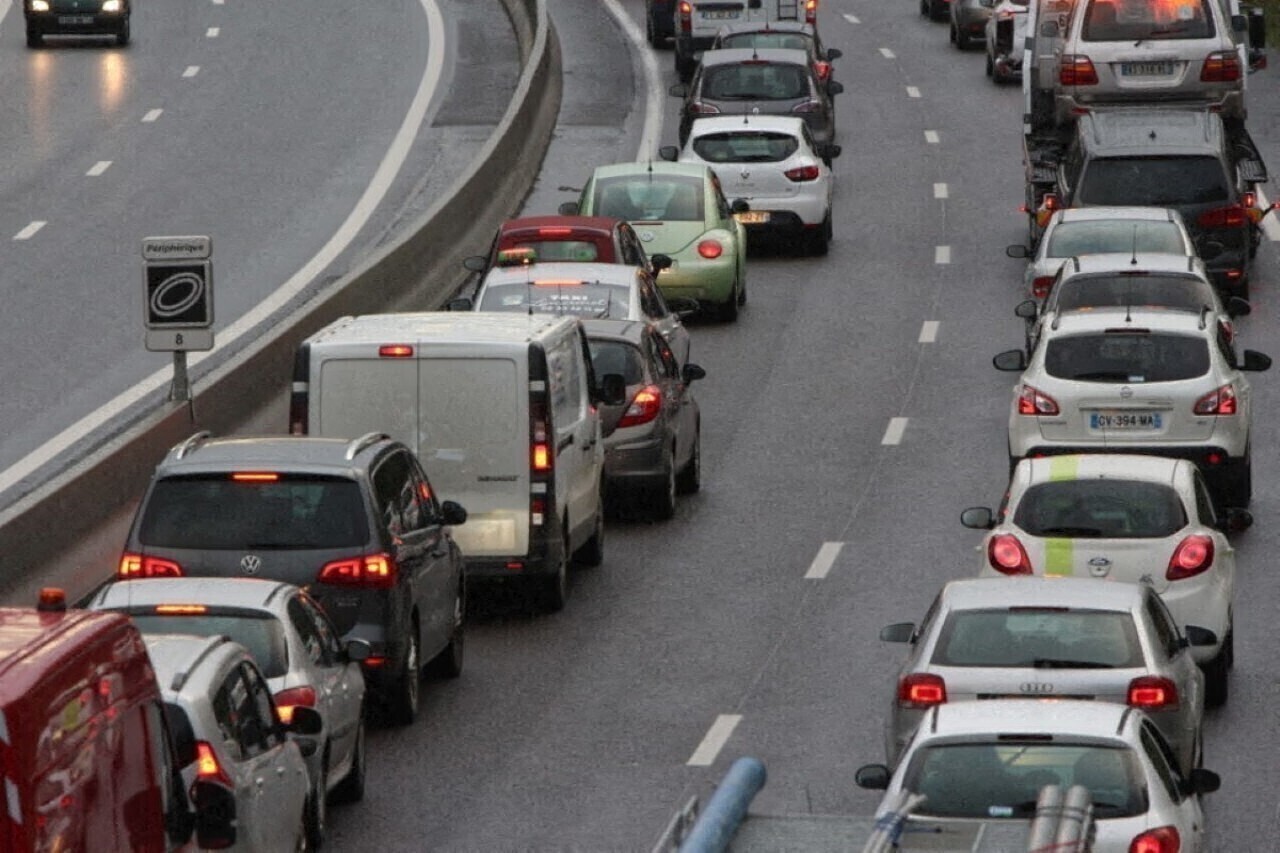 Gros bouchon sur l’autoroute A1 dans le sens Lille-Paris après un accident entre deux voitures