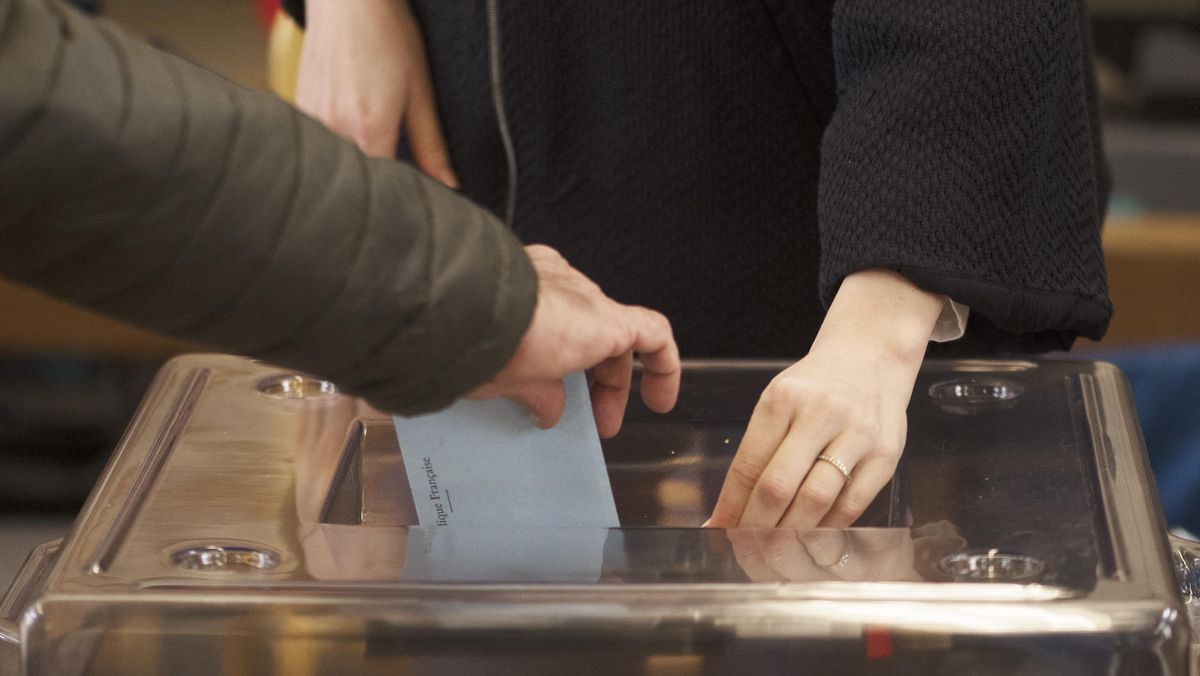 la réforme du scrutin à Paris, Lyon et Marseille enflamme les politiques