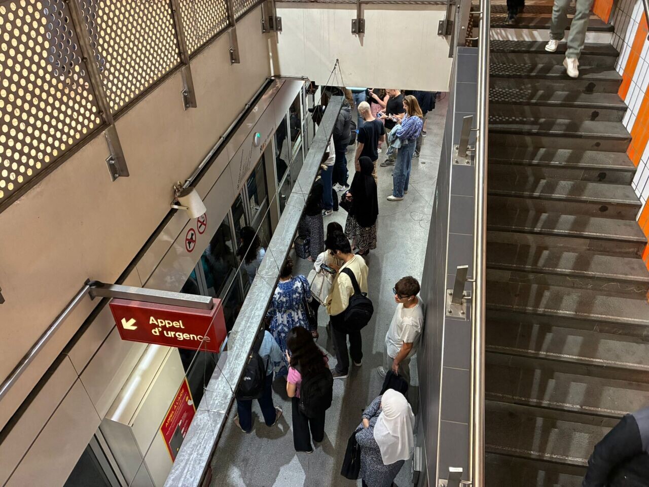 c'est à nouveau la pagaille sur la ligne 1 ce lundi