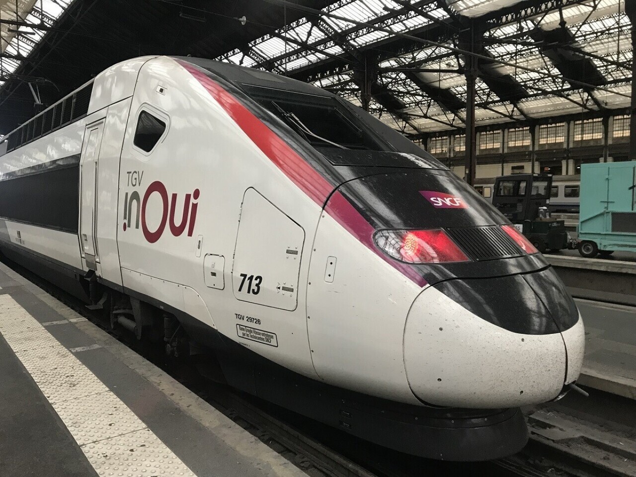 Interruption du trafic TGV sur la ligne Lille-Paris après un accident de personne