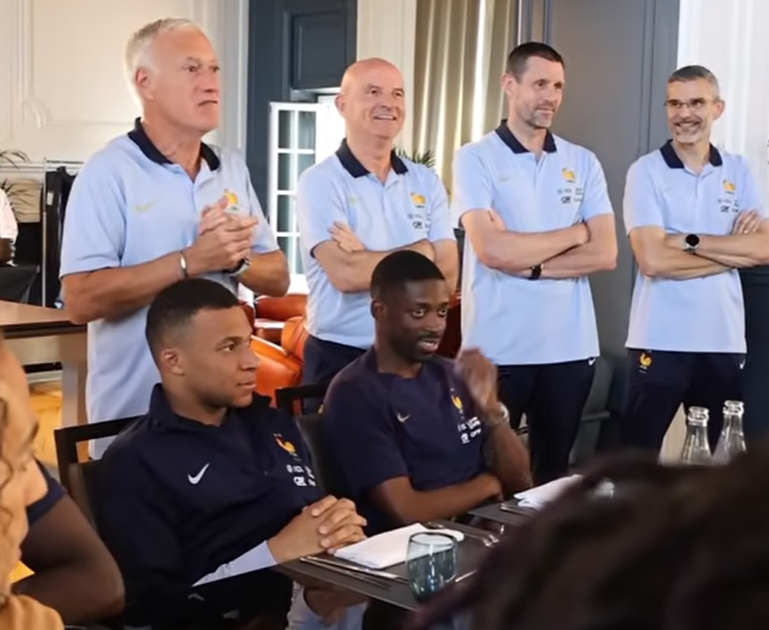 en images, l’arrivée des héros du PSG chez les Bleus