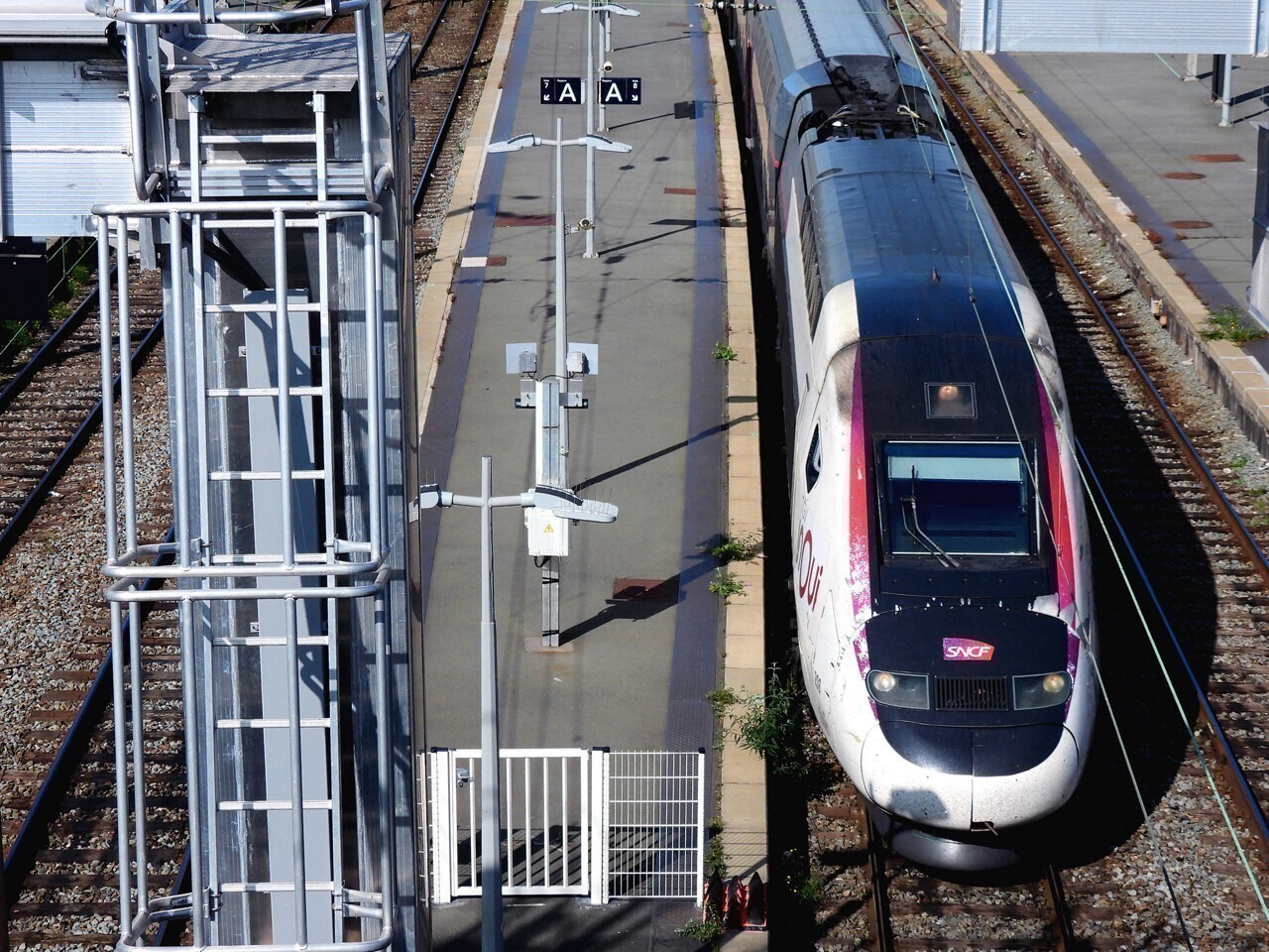 Deux personnes percutées sur la ligne à grande à vitesse Nord à quelques heures d’intervalle