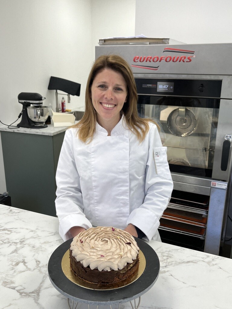 cette maman ouvre une pâtisserie après une reconversion