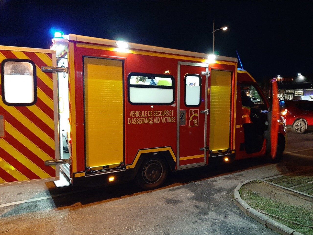 une personne meurt percutée par des voitures, la rocade fermée à la circulation