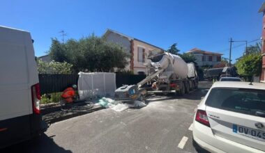 un trou de 20 mètres de profondeur dans un jardin