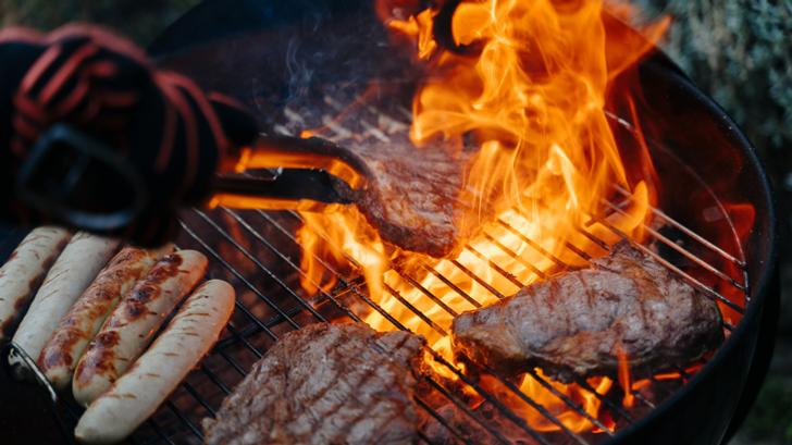 La viande vendue lors d’un tournoi de football ce week-end dans l’Aisne provenait de l’une des boucheries fermées après des cas d’intoxication alimentaire.
