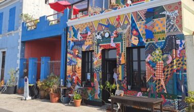 l'artiste dévoile une nouvelle façade colorée à Paimbœuf
