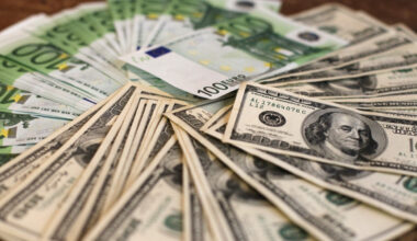 Le nombre de millionnaires explose aux États-Unis et recule en Europe en 2024, selon une étude - 04/06/2025 à 09:14