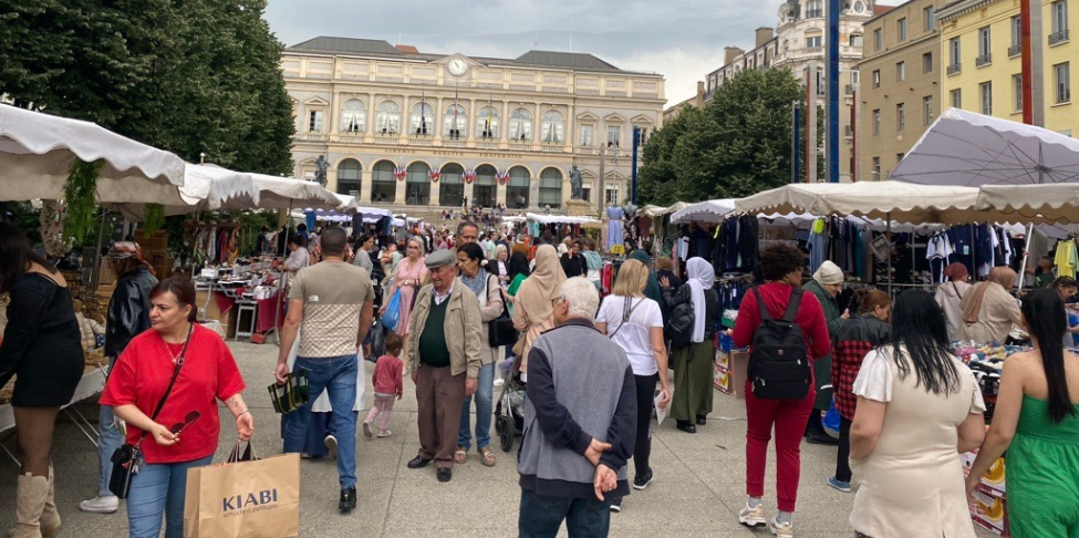Saint-Étienne : la grande braderie estivale est de retour ! 