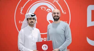 Triple olympien, l'attaquant-réceptionneur Nicholas Hoag a évolué au Qatar cette saison.