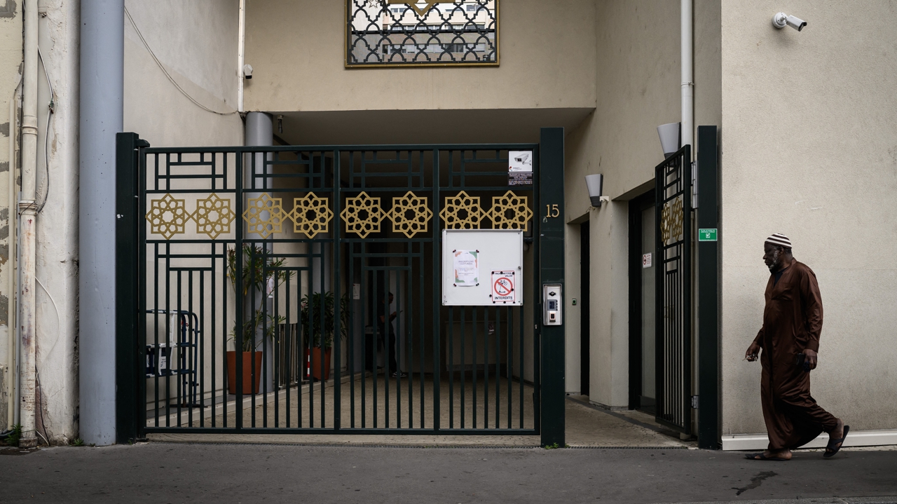 Un coran brûlé dans une mosquée près de Lyon, l’auteur recherché